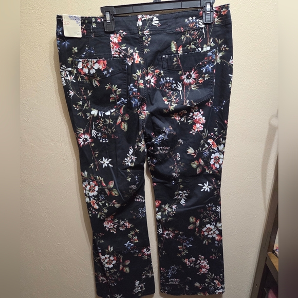 Anthropologie Pilcro The Demilune Boot Floral Print Size 32 - Picture 5 of 7